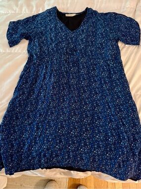 Reistor from Madewell Blue Floral Midi Dress - Lightweight V-Neck